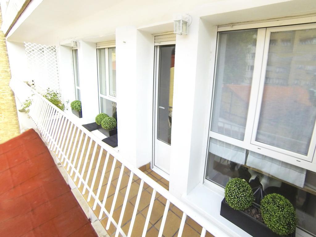 Luxury San Prudencio Vitoria Apartment Luaran gambar